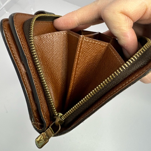 Louis Vuitton Monogram Bifold Compact Wallet w/ Zip Around Coin Compartment - Picture 12 of 14